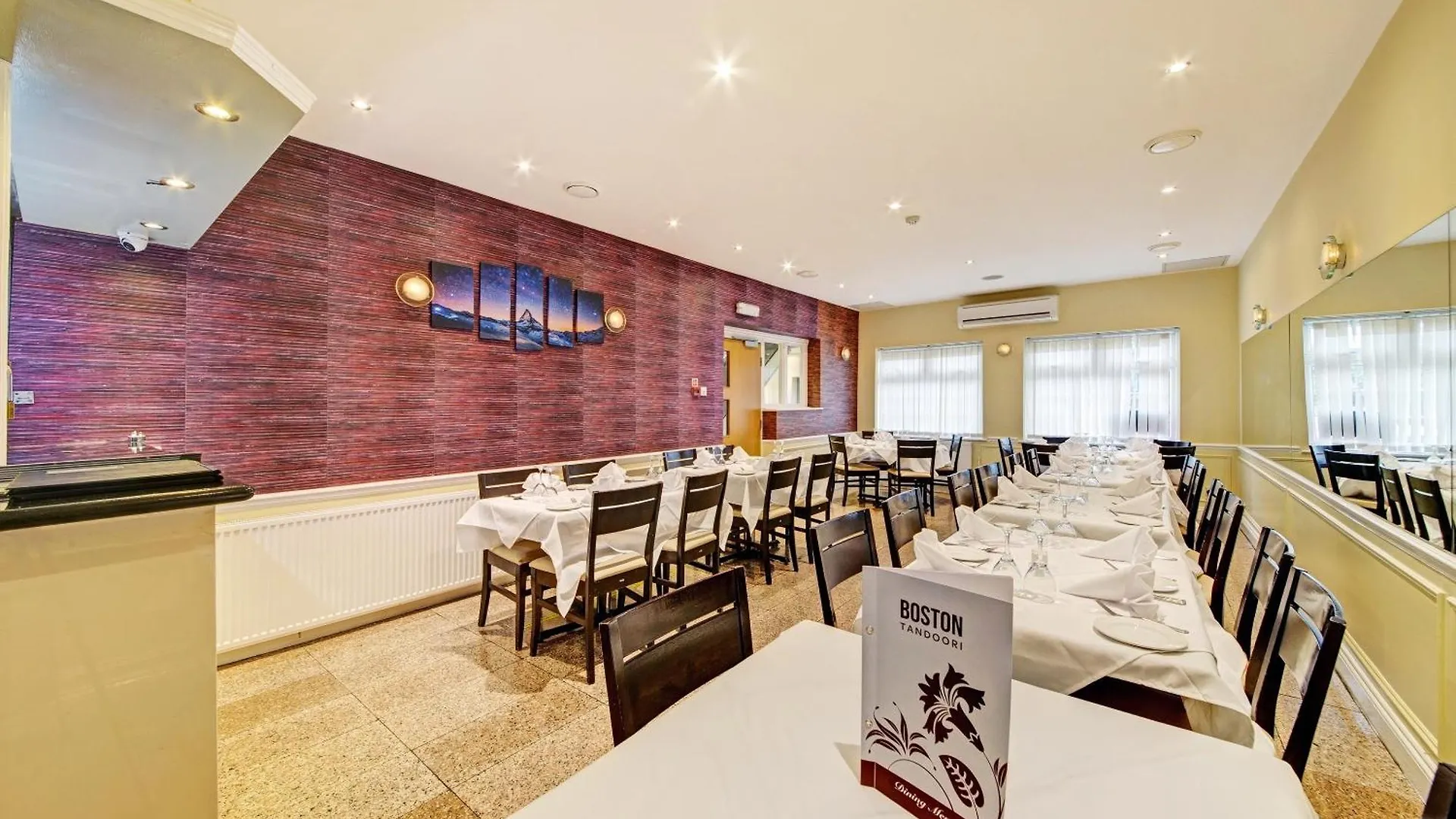 *** Hotel Oyo Bostons Manor Hotel, Hanwell London Greenford  United Kingdom