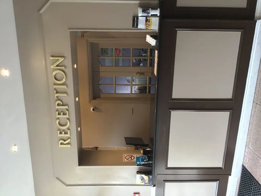 Oyo Bostons Manor Hotel, Hanwell London Greenford  Greenford (Greater London)